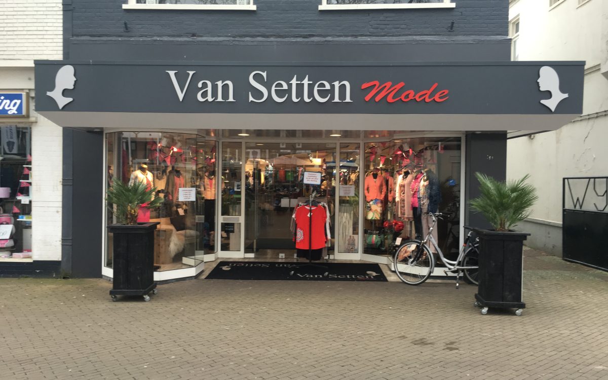 Apeldoorn, Marktplein 30